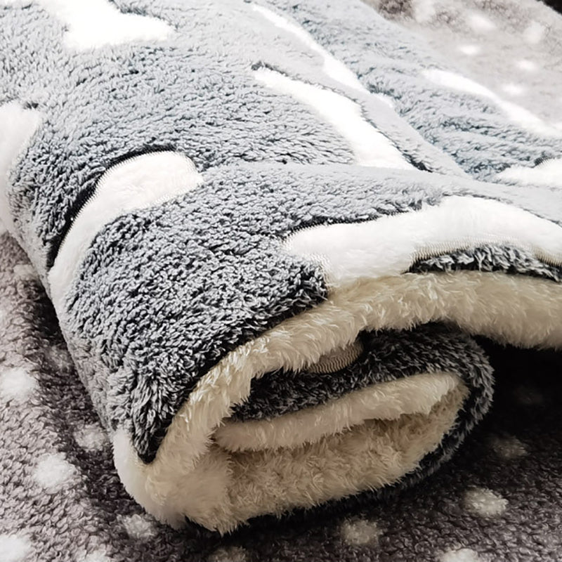 Soft Fleece Pet Bed Mat for Dogs & Cats